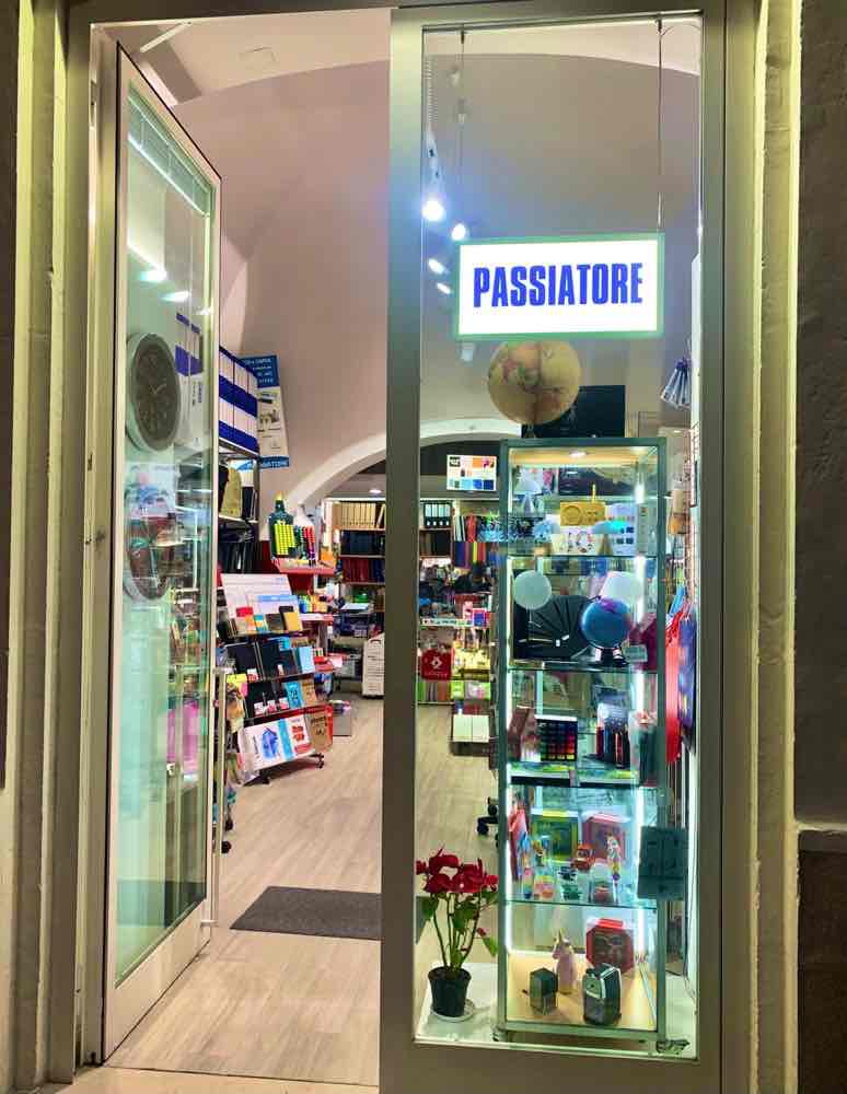 interni cartoleria 