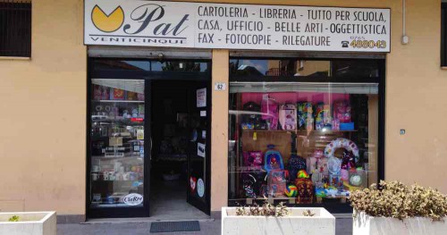 Cartoleria Pat 25